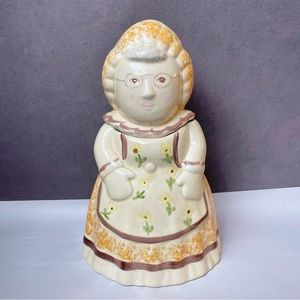 Vintage 12” Ceramic Grandma‎ Granny Cookie Jar -rare-